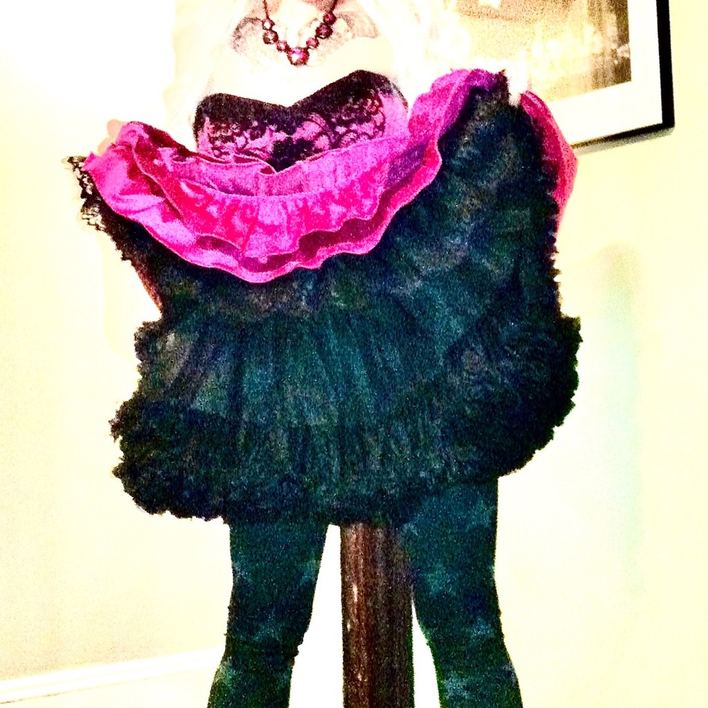 RARE BETSEY JOHNSON FULL CRINOLINE SKIRT WITH TAG - Picture 8 of 8